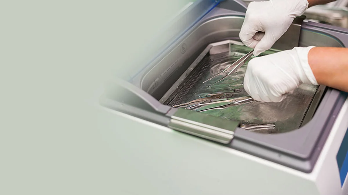 useful-tips-to-clean-and-disinfect-medical-equipment useful-tips-to-clean-and-disinfect-medical-equipment