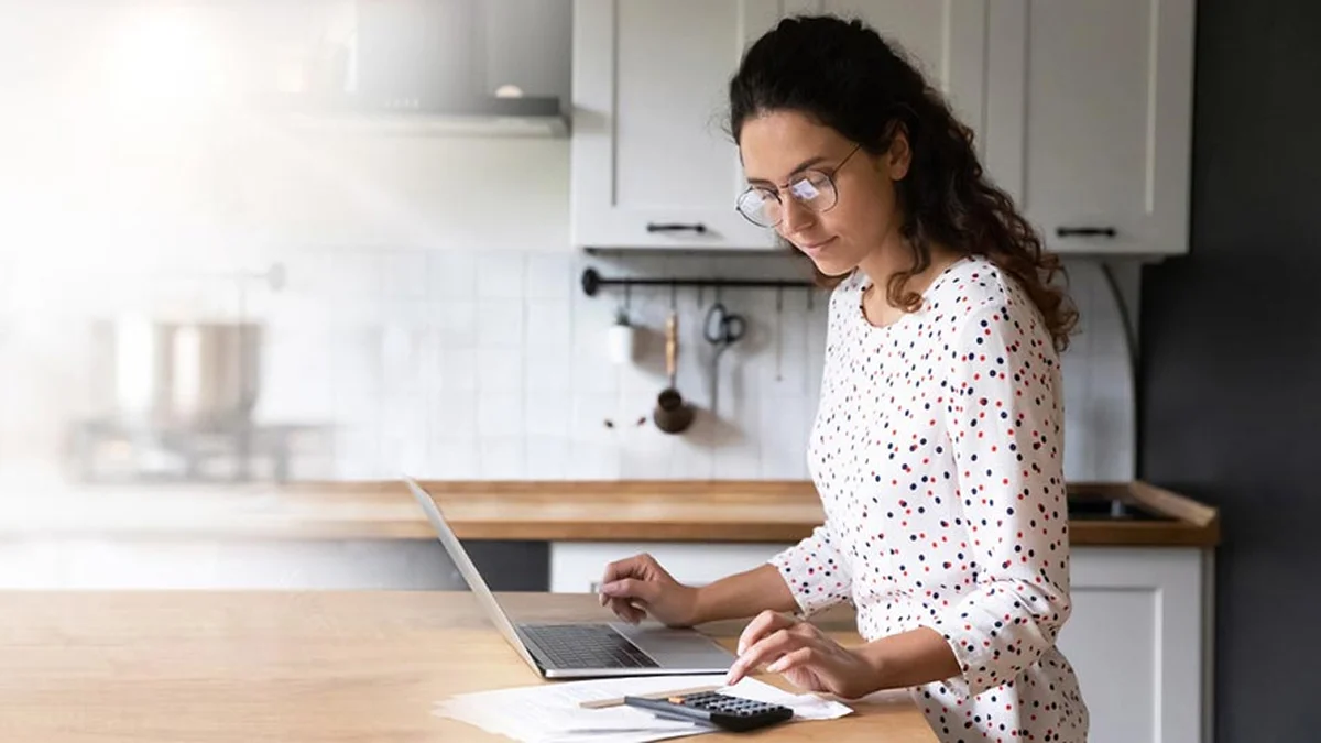 how-to-get-a-personal-loan-for-unemployed-housewife.webp